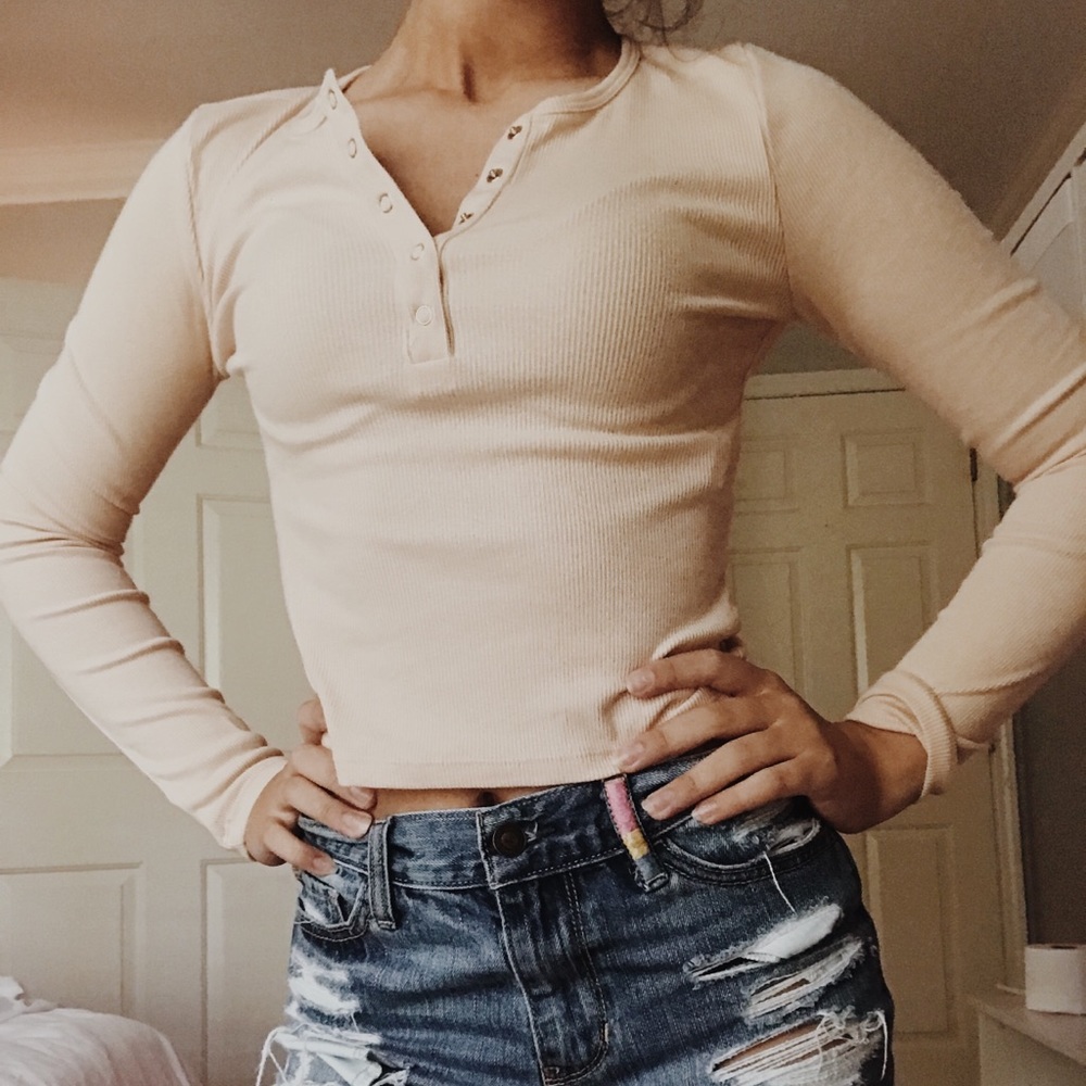 peachy top